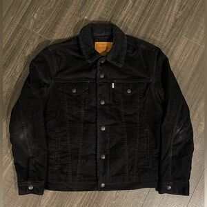 Levi’s Premium Sherpa Corduroy Trucker Jacket Medium